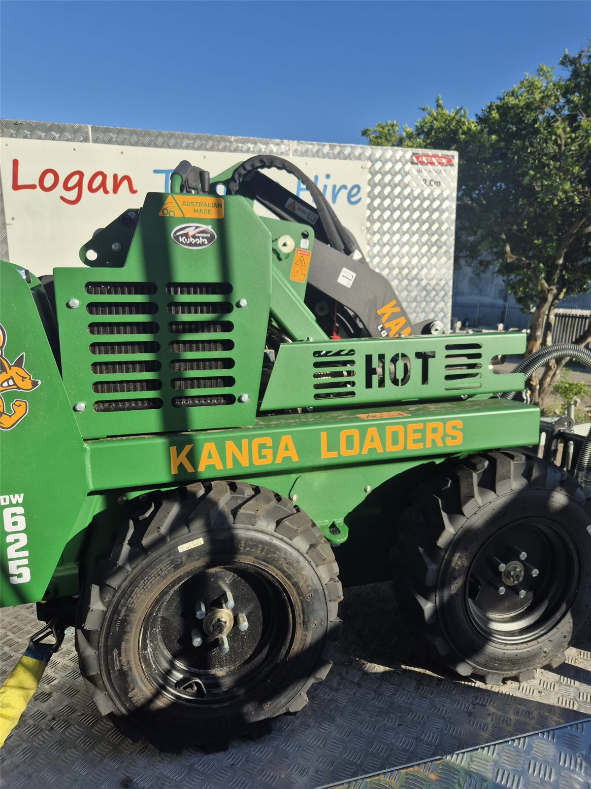 Kanga Mini Loader